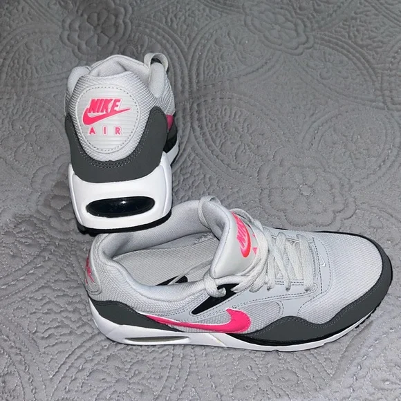 Nike Air Max Gray and Pink Sneakers - Picture 4 of 6